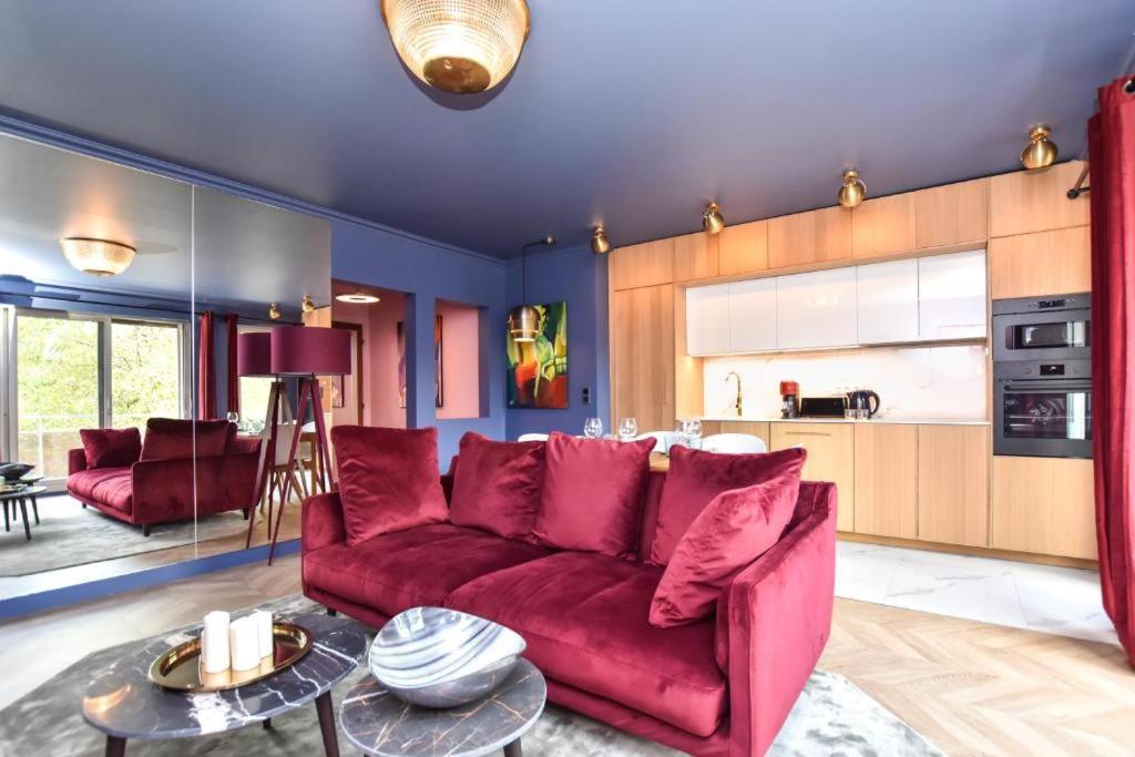 Luxury Paris La Vie En Rose Jacuzzi Terrasse Parking Lägenhet Exteriör bild