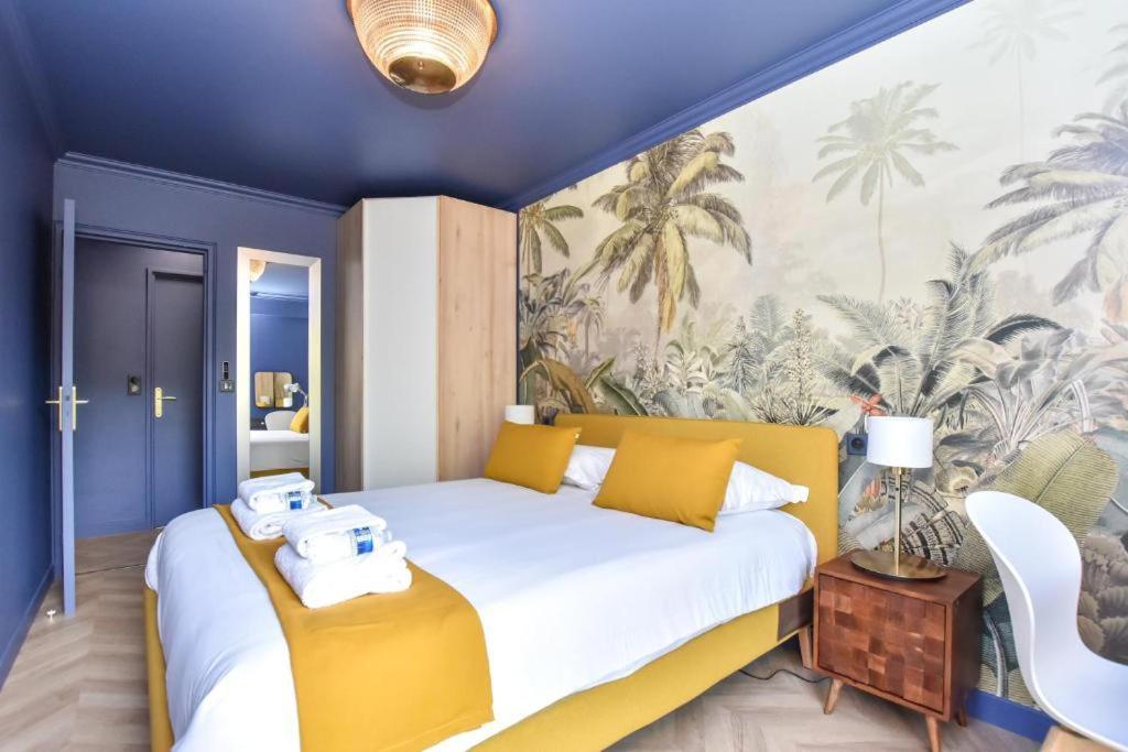 Luxury Paris La Vie En Rose Jacuzzi Terrasse Parking Lägenhet Exteriör bild